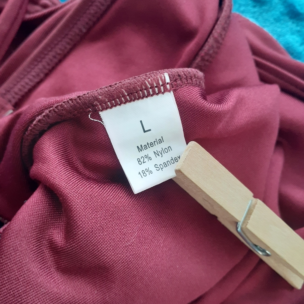 Retro One Piece Swim | M - L | Garnet - Picture 6 of 10